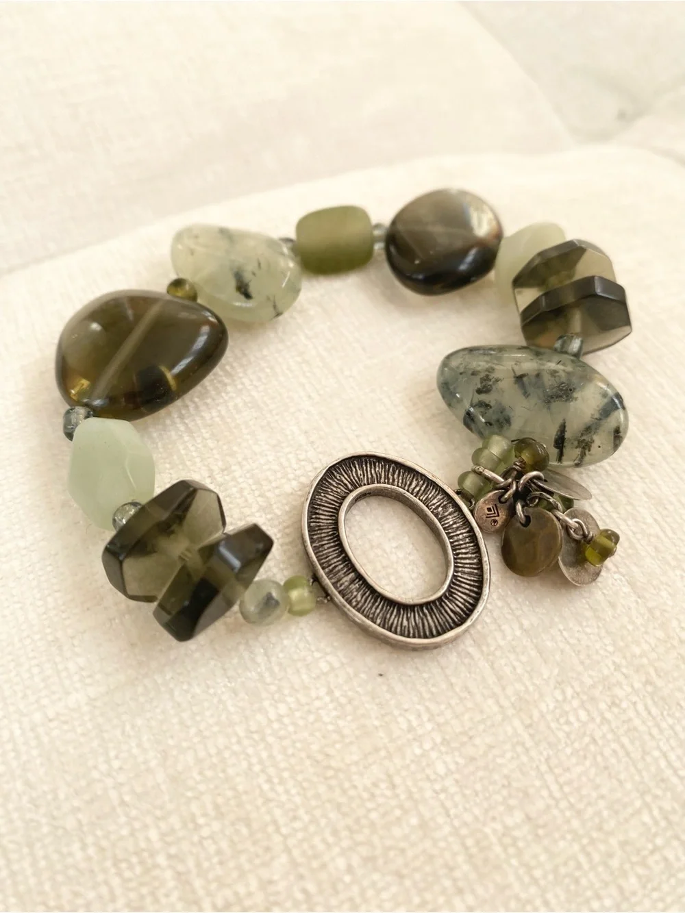 Silpada Handcrafted Olive Green Beaded Stretch Bracelet fits up 7” inches B 1990
